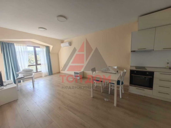 Двустаен апартамент в Варна, Аспарухово - 72 кв.м за 2292 €/кв.м - Снимка #1