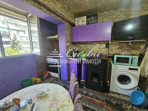 Тристаен апартамент в Шумен, Тракия - 80 кв.м за 1212 €/кв.м - Снимка #1