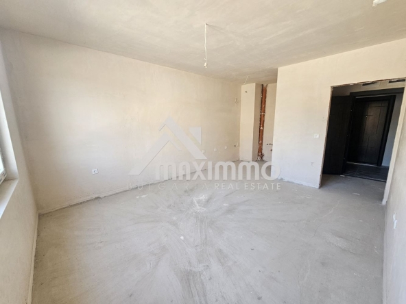Двустаен апартамент в Варна, Кайсиева градина - 80 кв.м за 1313 €/кв.м - Снимка #1