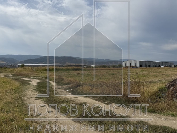 Парцел в Пловдив, Беломорски - 5199 кв.м за 31 €/кв.м - Снимка #1