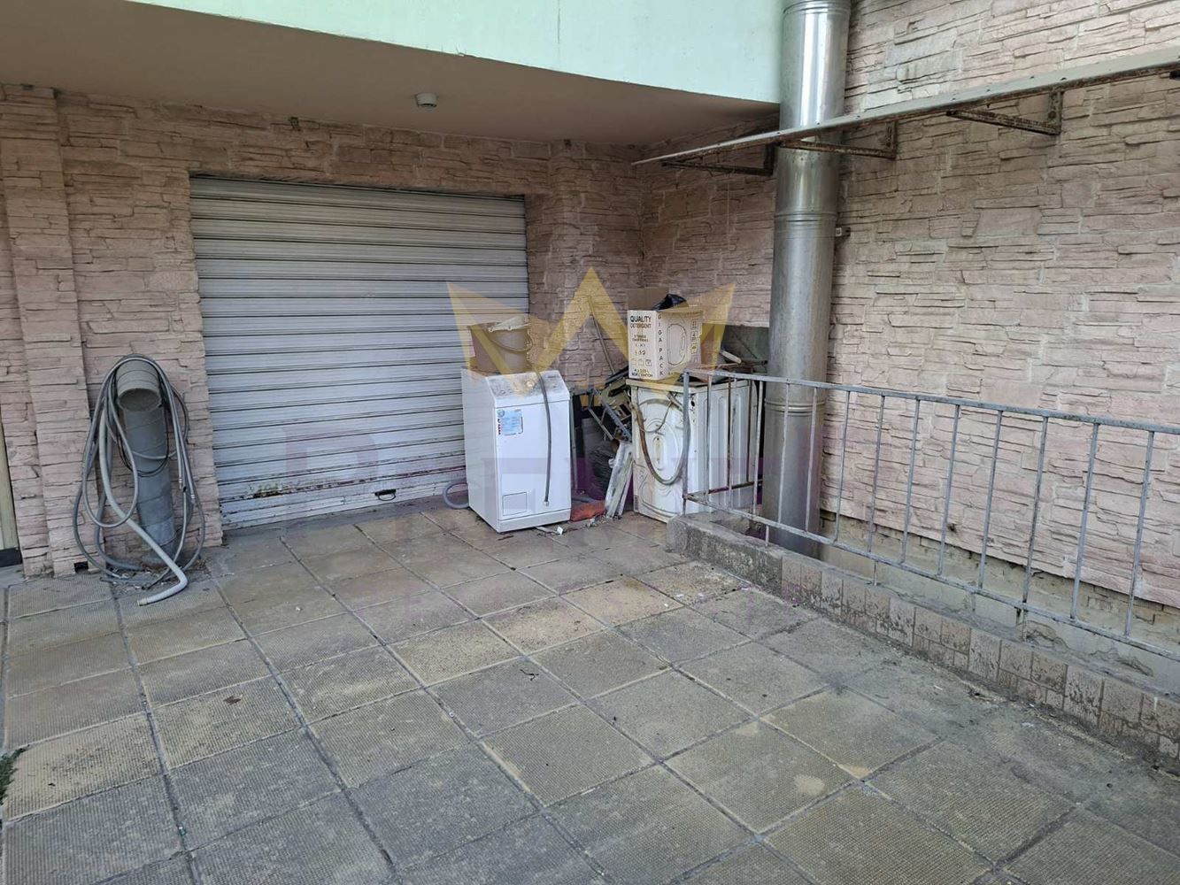 Гараж / Паркомясто в Варна, Левски - 28 кв.м за 2000 €/кв.м - Снимка #1