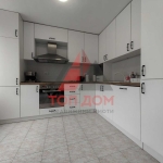 Дава се под наем Тристаен апартамент в Варна, Център - 135 кв.м за 1000 € - Снимка #1