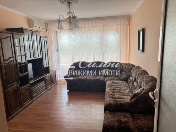 Дава се под наем Тристаен апартамент в Шумен, Добруджански - 80 кв.м за 392.7 € - Снимка #1