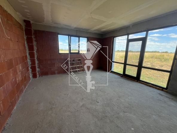 Къща в с. Оризари, Област Пловдив - 100 кв.м за 1530 €/кв.м - Снимка #1
