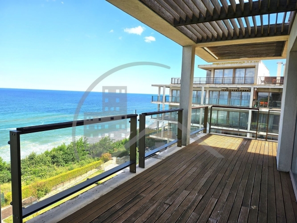 Тристаен апартамент в Обзор - 151 кв.м за 1053 €/кв.м - Снимка #1