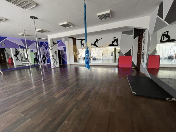 Дава се под наем Офис в Варна, Окръжна болница - 100 кв.м за 25 € - Снимка #1