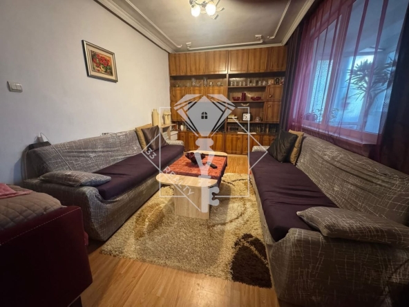 Тристаен апартамент в Пловдив, Кючук Париж - 107 кв.м за 1636 €/кв.м - Снимка #1