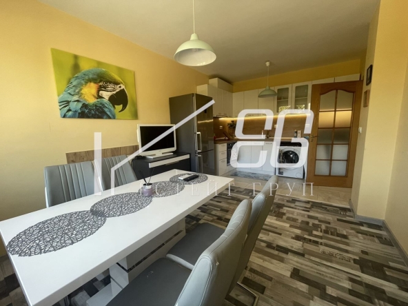 Дава се под наем Тристаен апартамент в Варна, Възраждане 1 - 65 кв.м за 650 € - Снимка #1