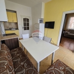 Дава се под наем Тристаен апартамент в Варна, Център - 75 кв.м за 550 € - Снимка #1