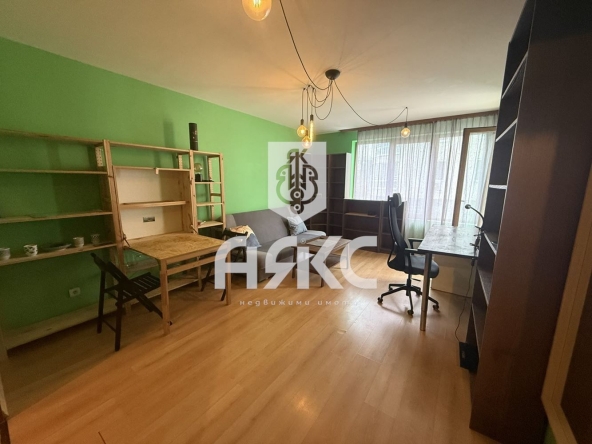 Дава се под наем Двустаен апартамент в София, Хладилника - 60 кв.м за 688.5 € - Снимка #1