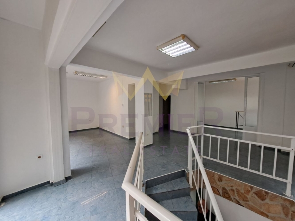 Дава се под наем Магазин в Варна, Център - 85 кв.м за 816 € - Снимка #1