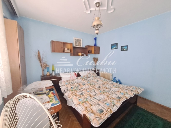 Тристаен апартамент в Шумен, Болницата - 78 кв.м за 1210 €/кв.м - Снимка #1