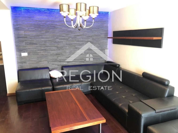 Дава се под наем Четиристаен апартамент в Варна, Бриз - 177 кв.м за 950 € - Снимка #1