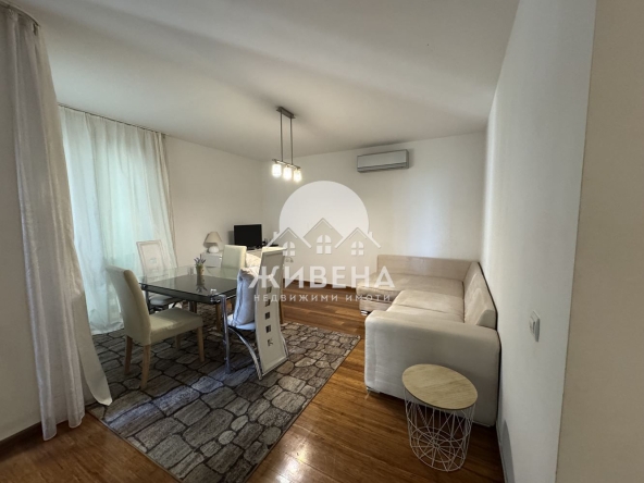 Дава се под наем Тристаен апартамент в Варна, Бриз - 100 кв.м за 720 € - Снимка #1