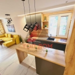 Дава се под наем Тристаен апартамент в Варна, Общината - 110 кв.м за 918 € - Снимка #1