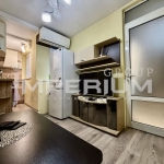 Дава се под наем Тристаен апартамент в Варна, Гръцка махала - 55 кв.м за 382.5 € - Снимка #1