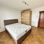 Дава се под наем Тристаен апартамент в Варна, Цветен квартал - 70 кв.м за 459 € - Снимка #1