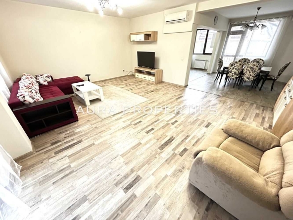 Дава се под наем Тристаен апартамент в Разград, Възраждане - 115 кв.м за 433.5 € - Снимка #1