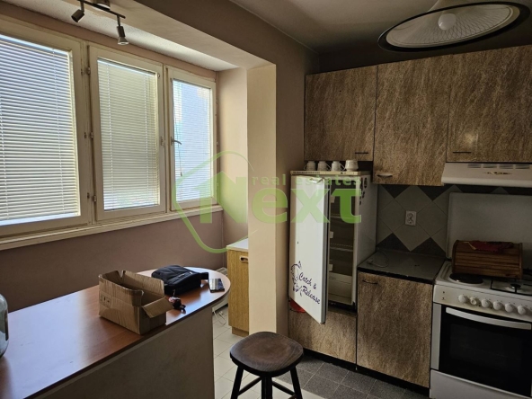 Дава се под наем Тристаен апартамент в София, Люлин 5 - 90 кв.м за 358 € - Снимка #1