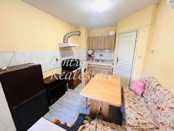 Дава се под наем Тристаен апартамент в Варна, Лятно кино Тракия - 70 кв.м за 331.5 € - Снимка #1