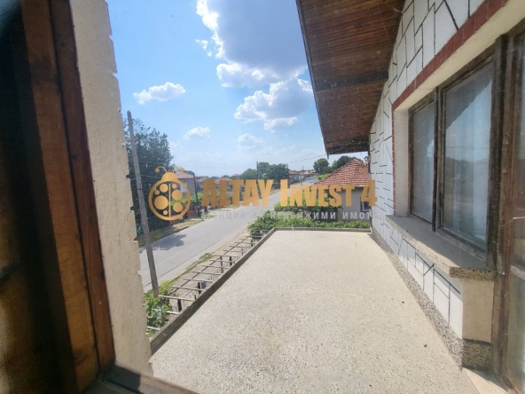 Къща в Генерал Тошево - 200 кв.м за 375 €/кв.м - Снимка #1