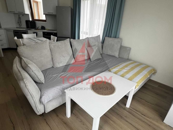 Дава се под наем Тристаен апартамент в Варна, Аспарухово - 80 кв.м за 950 € - Снимка #1