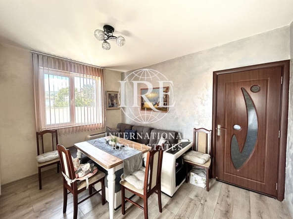 Тристаен апартамент в Варна, Виница - 75 кв.м за 2467 €/кв.м - Снимка #1