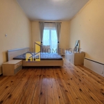 Тристаен апартамент в София, Център - 100 кв.м за 11 €/кв.м - Снимка #1