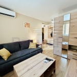 Двустаен апартамент в Варна, Център - 50 кв.м за 1700 €/кв.м - Снимка #1