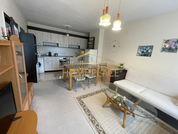 Дава се под наем Двустаен апартамент в Варна, Базар Левски - 68 кв.м за 459 € - Снимка #1