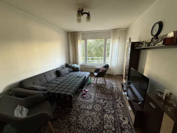 Тристаен апартамент в София, Левски Г - 83 кв.м за 2314 €/кв.м - Снимка #1