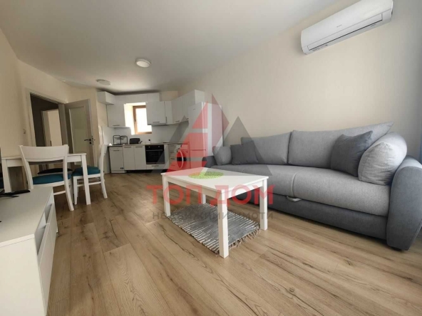 Дава се под наем Тристаен апартамент в Варна, Аспарухово - 80 кв.м за 950 € - Снимка #1