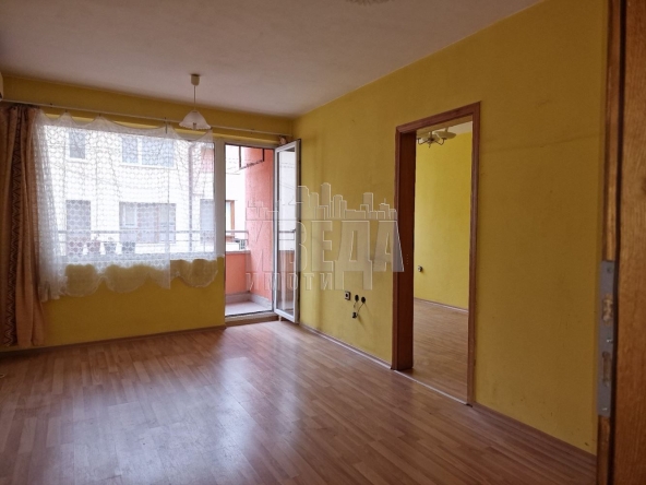 Двустаен апартамент в Варна, Базар Левски - 62 кв.м за 2420 €/кв.м - Снимка #1