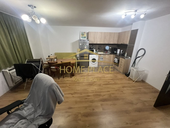 Дава се под наем Двустаен апартамент в Варна, Победа - 65 кв.м за 382.5 € - Снимка #1