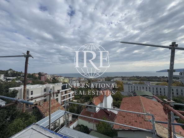 Тристаен апартамент в Варна, Бриз - 119 кв.м за 2816 €/кв.м - Снимка #1