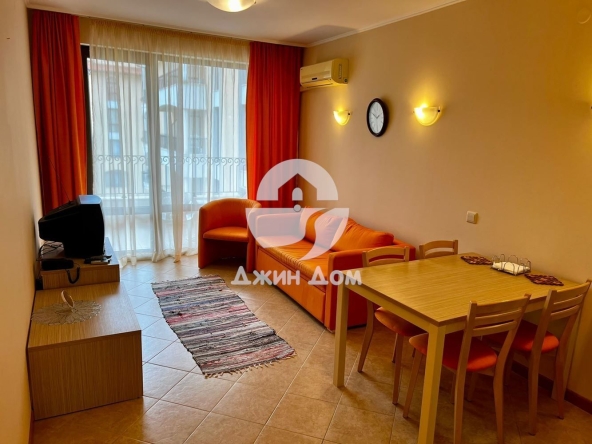 Тристаен апартамент в к.к. Слънчев бряг - 90 кв.м за 1045 €/кв.м - Снимка #1