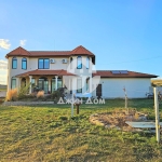 Къща в Каблешково - 250 кв.м за 900 €/кв.м - Снимка #1