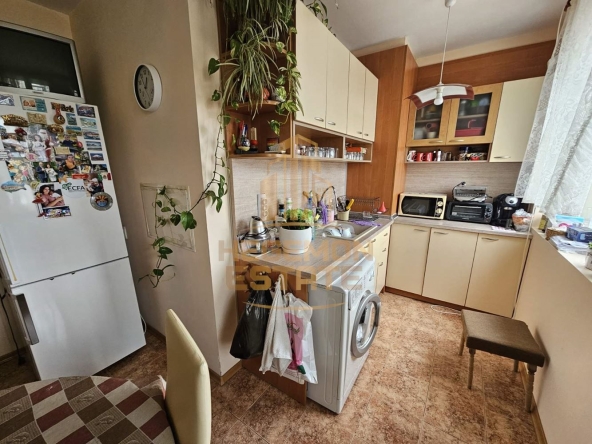 Тристаен апартамент в Варна, Кайсиева градина - 86 кв.м за 2035 €/кв.м - Снимка #1