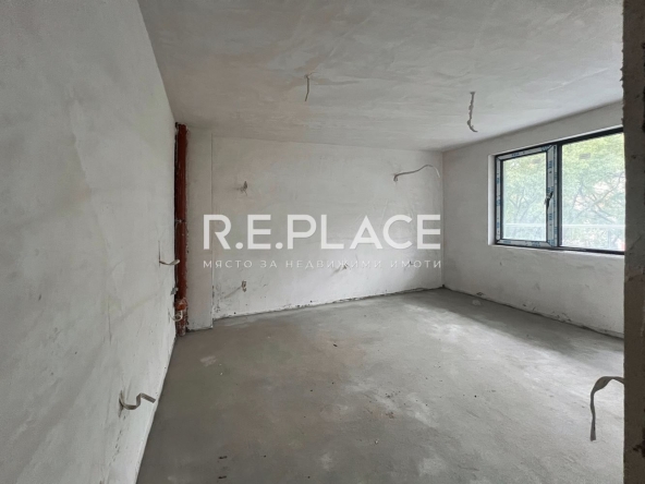Тристаен апартамент в Варна, Колхозен пазар - 77 кв.м за 1800 €/кв.м - Снимка #1