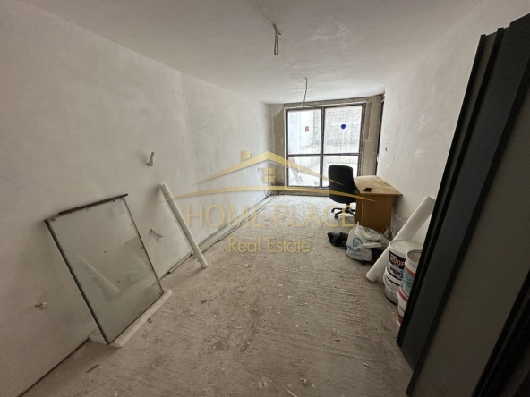 Двустаен апартамент в Варна, Колхозен пазар - 60 кв.м за 1537 €/кв.м - Снимка #1