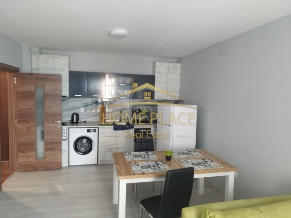Дава се под наем Двустаен апартамент в Варна, м-т Траката - 60 кв.м за 714 € - Снимка #1