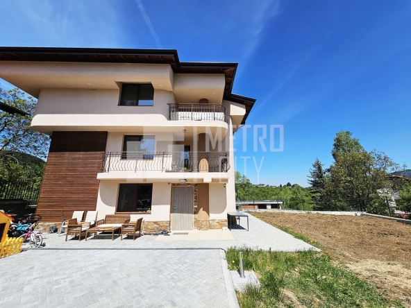 Къща в с. Кокаляне, Област София-град - 234 кв.м за 2778 €/кв.м - Снимка #1