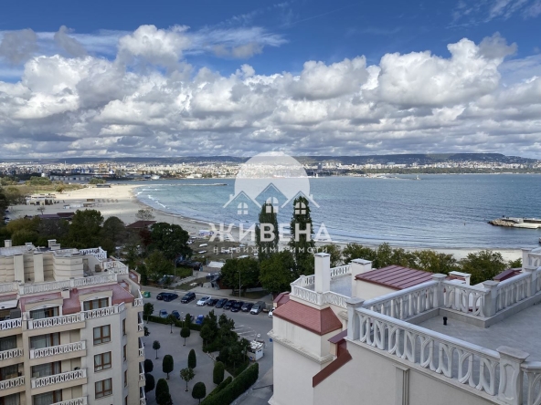 Тристаен апартамент в Варна, Аспарухово - 87 кв.м за 1897 €/кв.м - Снимка #1