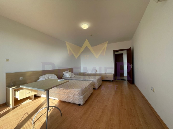 Тристаен апартамент в к.к. Слънчев бряг - 118 кв.м за 1170 €/кв.м - Снимка #1