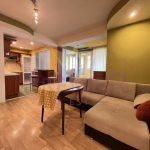 Дава се под наем Четиристаен апартамент в Варна, Трошево - 85 кв.м за 561 € - Снимка #1