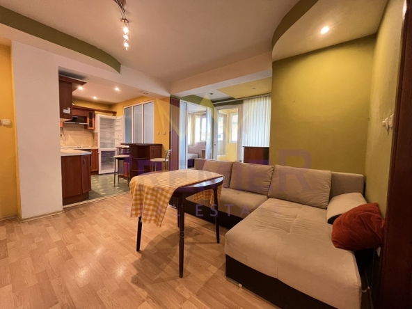 Дава се под наем Четиристаен апартамент в Варна, Трошево - 85 кв.м за 561 € - Снимка #1