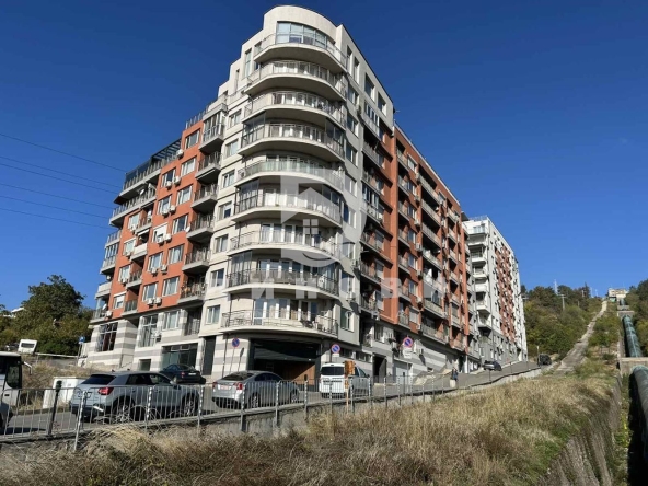 Двустаен апартамент в Стара Загора, Три чучура - център - 66 кв.м за 2046 €/кв.м - Снимка #1