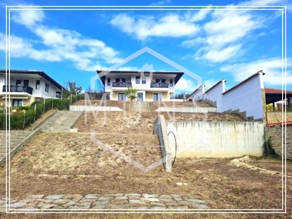 Къща в с. Пчелище, Област Велико Търново - 177 кв.м за 1879 €/кв.м - Снимка #1