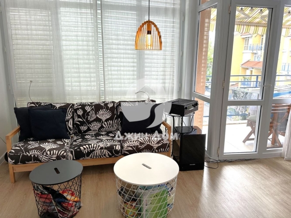 Тристаен апартамент в к.к. Слънчев бряг - 90 кв.м за 1100 €/кв.м - Снимка #1