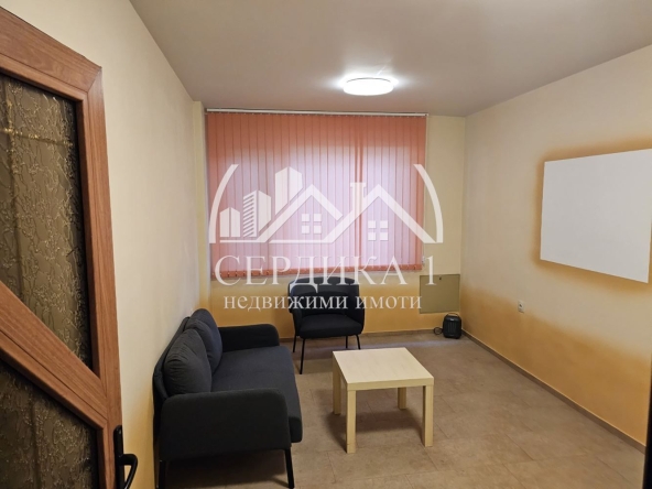 Дава се под наем Офис в София, Банишора - 20 кв.м за 306 € - Снимка #1